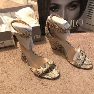 Jennifer Lopez heels